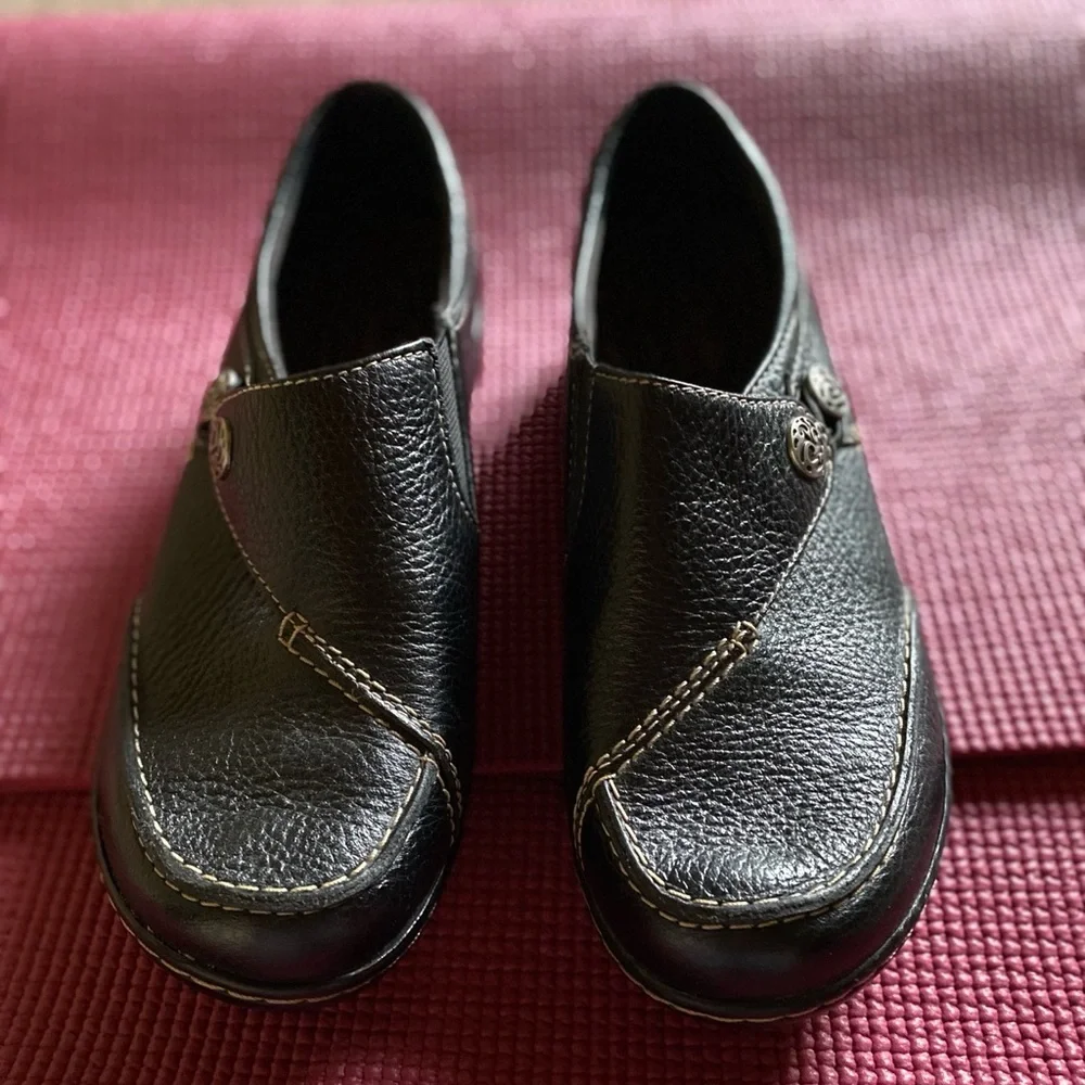 Clark’s Black Leather Ashland Lane Women's Loafers